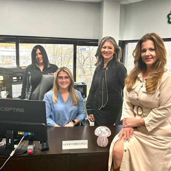 Meet your Posher, Jacqueline - Picture 12 of 14